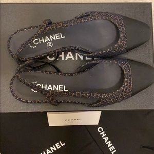Authentic Chanel tweed/grosgrain Sling-backs
